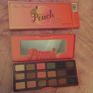 Too Faced Sweet Peach Palette
